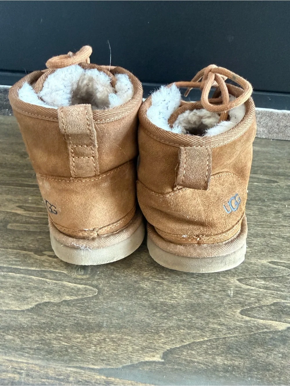 UGG Neumel Suede Shearling Lined Chukka Ankle Boots Brown US Women’s 6